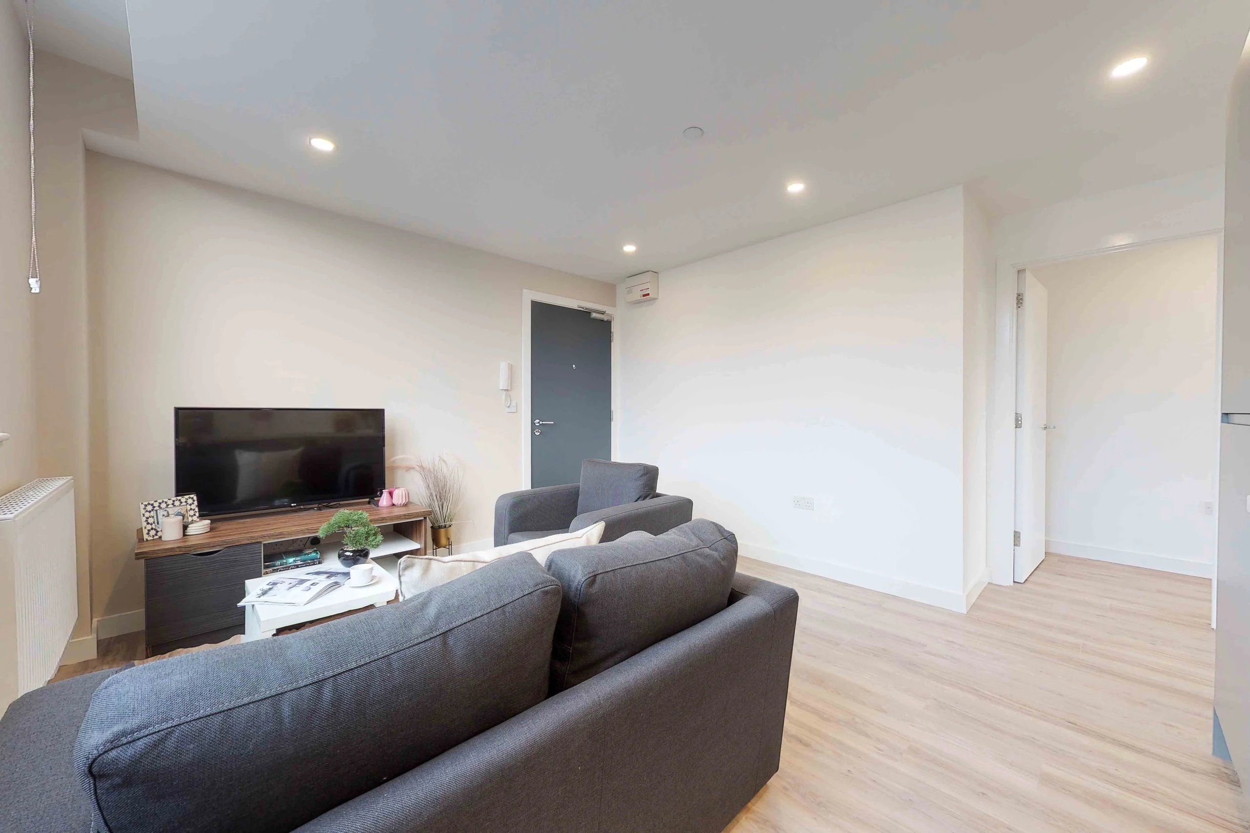 0c9de378-0d1c-4323-b55b-c1e436e3c2d9