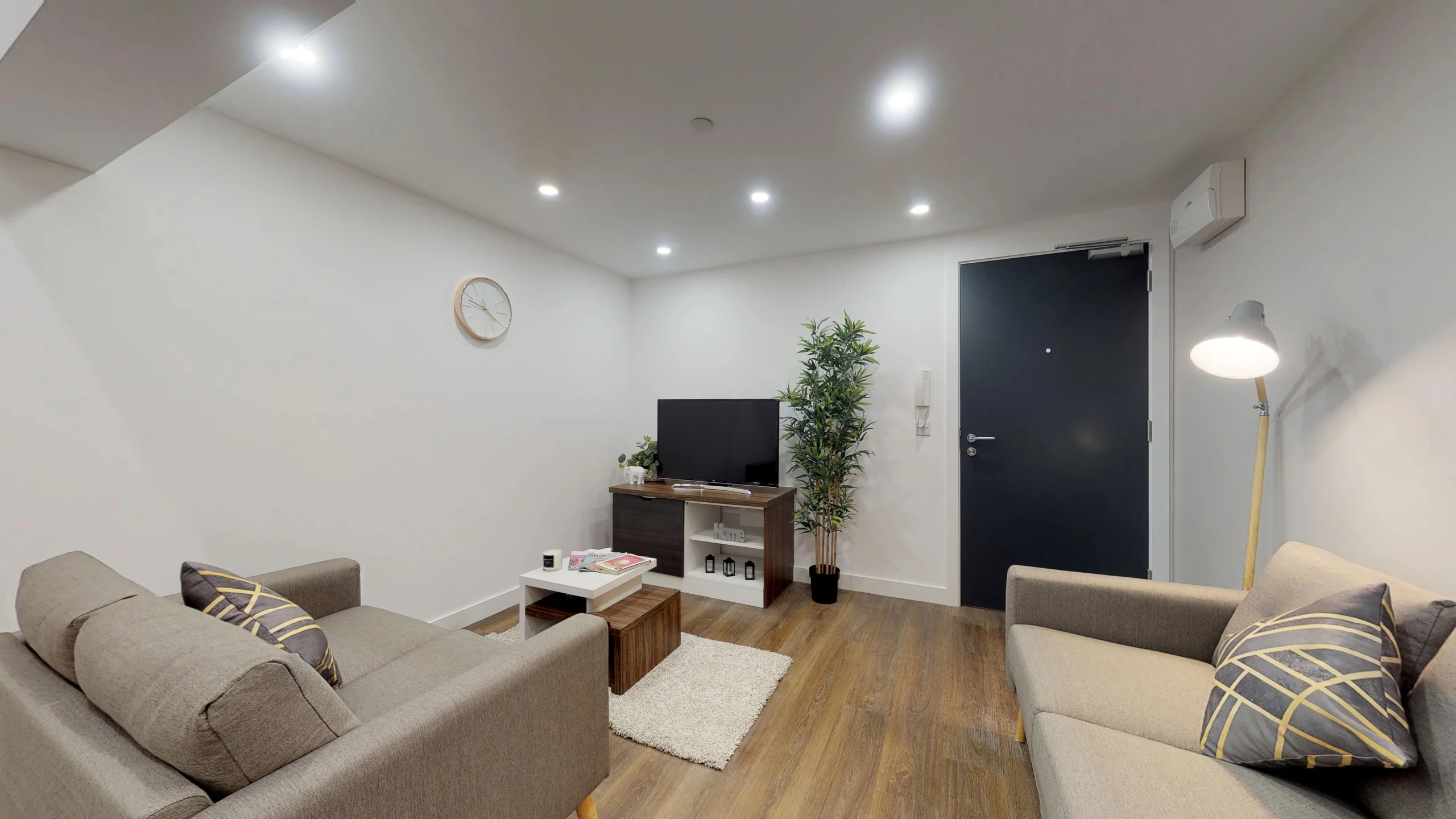 1044ecaf-67c8-4eb1-878c-26682119be5d