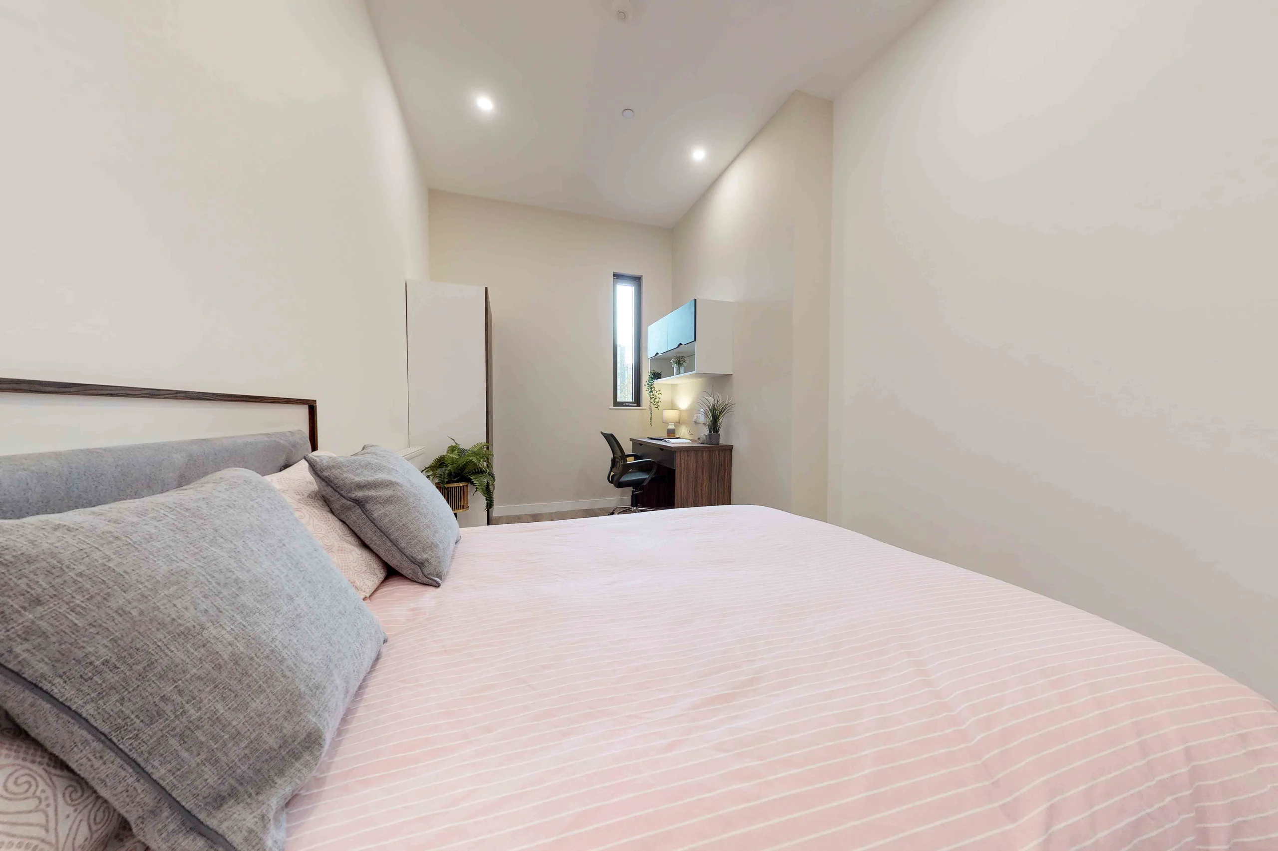 512be786-2bb2-47e6-ba51-85dc21d1f3c8