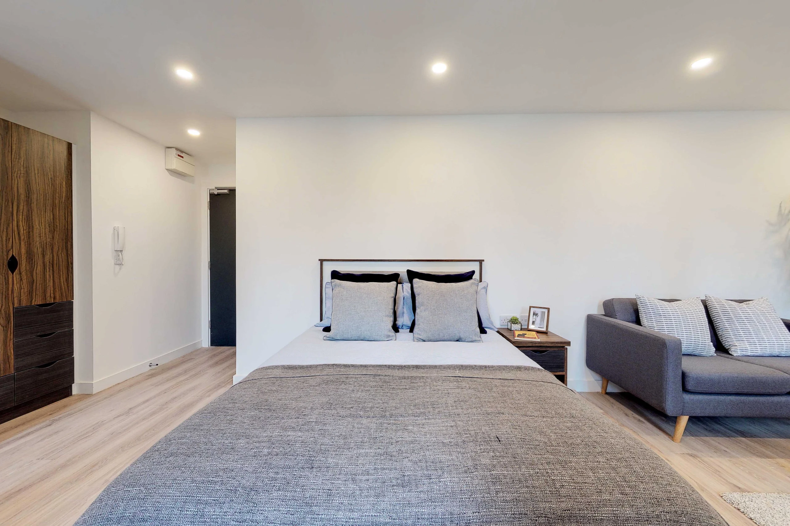 dfa56c90-09bd-4729-abe2-bba4d07839e1